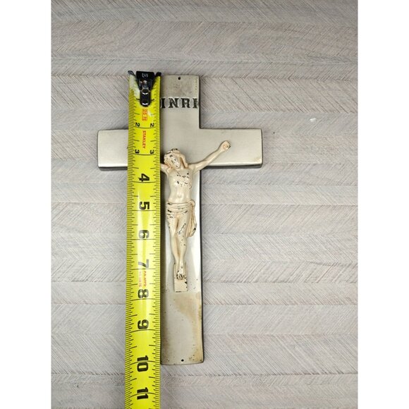 Vintage Metal Wall Crucifix 10" INRI Jesus Figure Religious Christian Décor - Picture 2 of 8